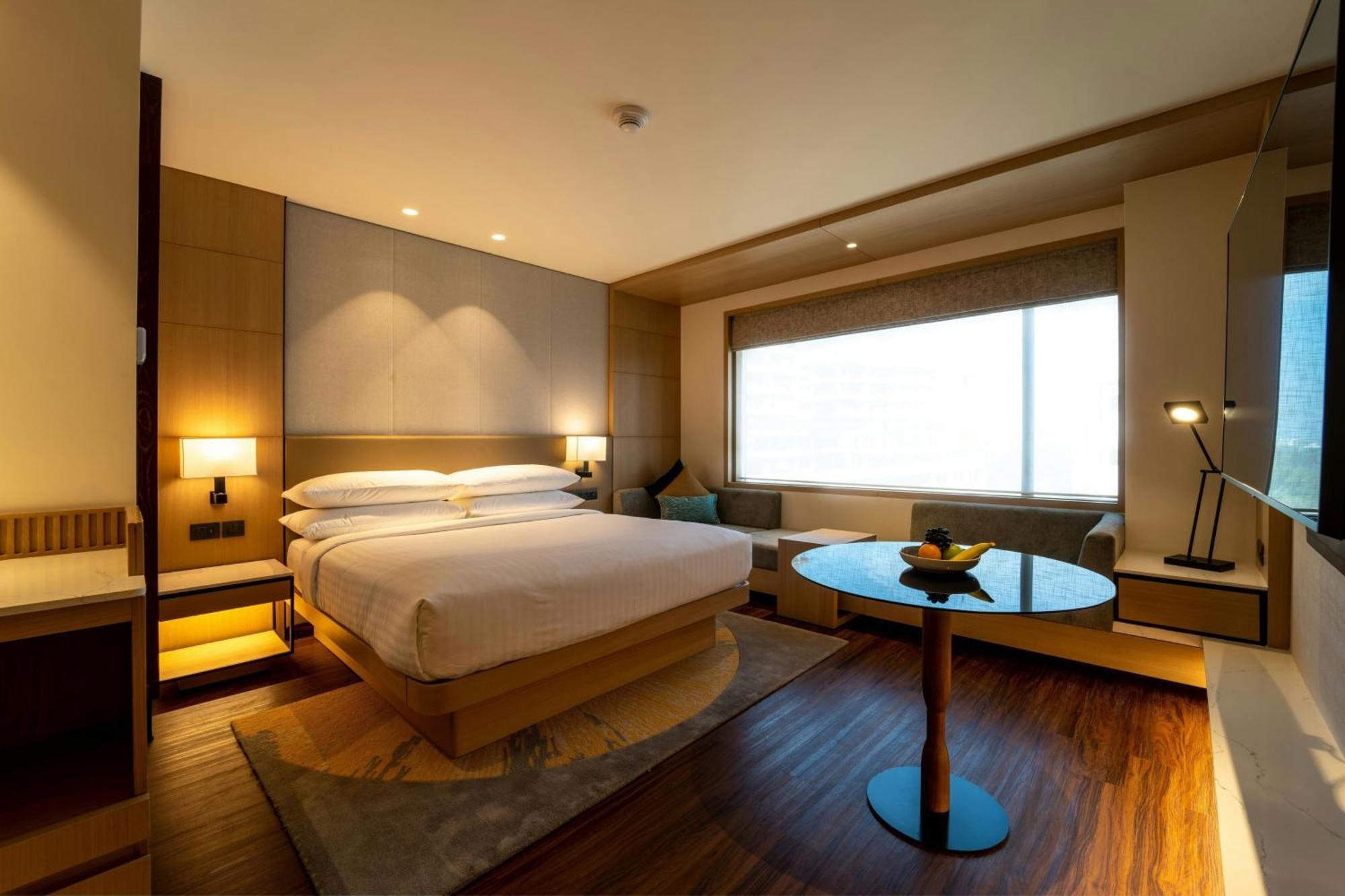 Courtyard By Marriott Vadodara Kültér fotó